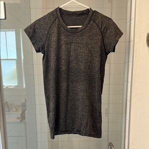 Lululemon swiftly tech Gray short sleeve